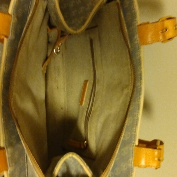 Handbag - Picture 6 of 6